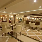 Aydinbey King's Palace & ホテル
